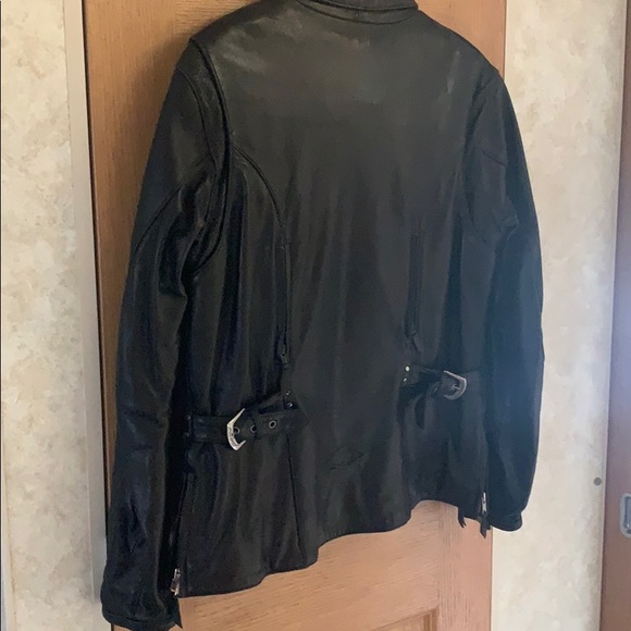 Leather jacket - Picture 3 of 5